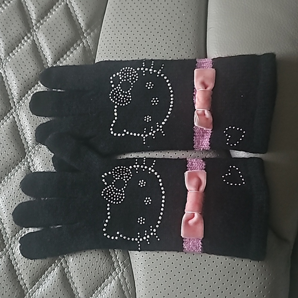Rare Hello Kitty woman's gloves